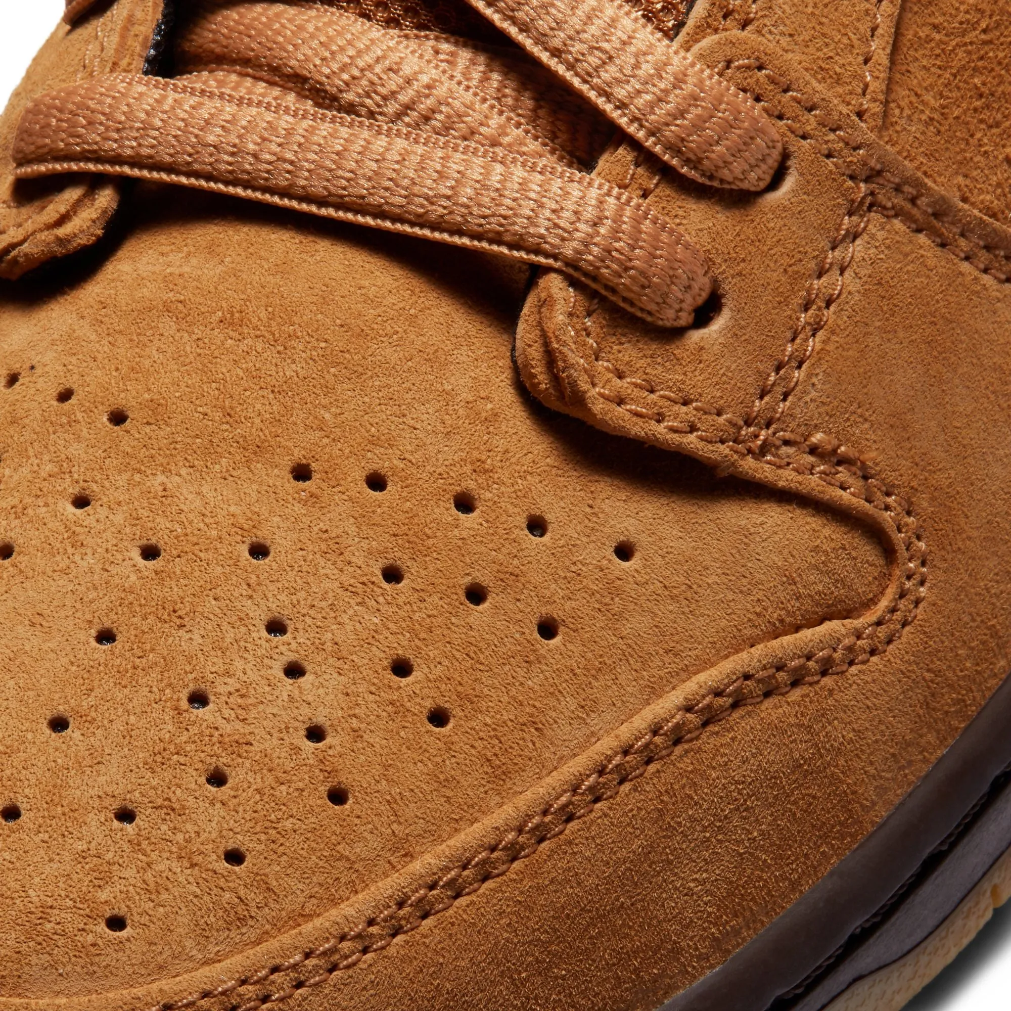 DUNK LOW PRO FLAX / BAROQUE BROWN