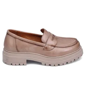 Legend Loafer - Beige