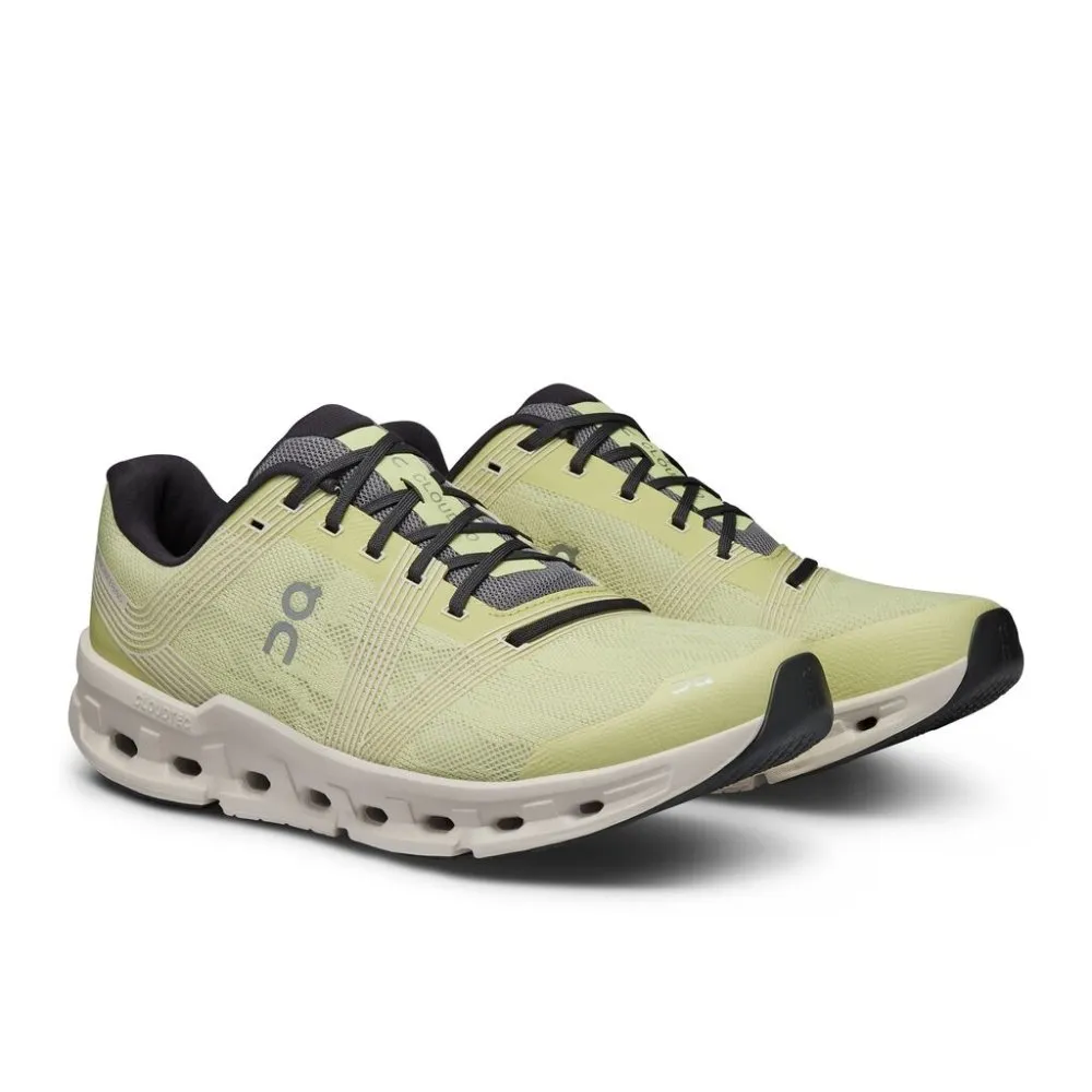 Mens Cloudgo Comfort Athletic Shoes in Hay/Sand Color