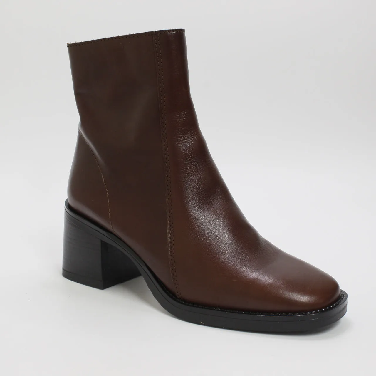 Annabella Womens Square Toe Leather Boots with Block Heel in Brown